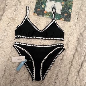 BRAND NEW WITH TAGS Cupshe black and white boho casual bikini swimsuit